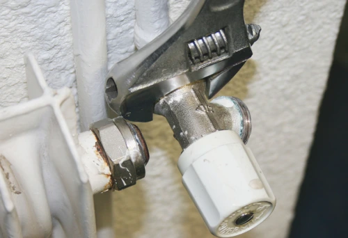 Changer son robinet de radiateur