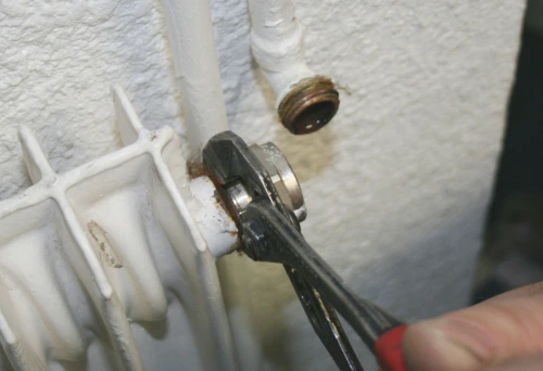 Changer son robinet de radiateur